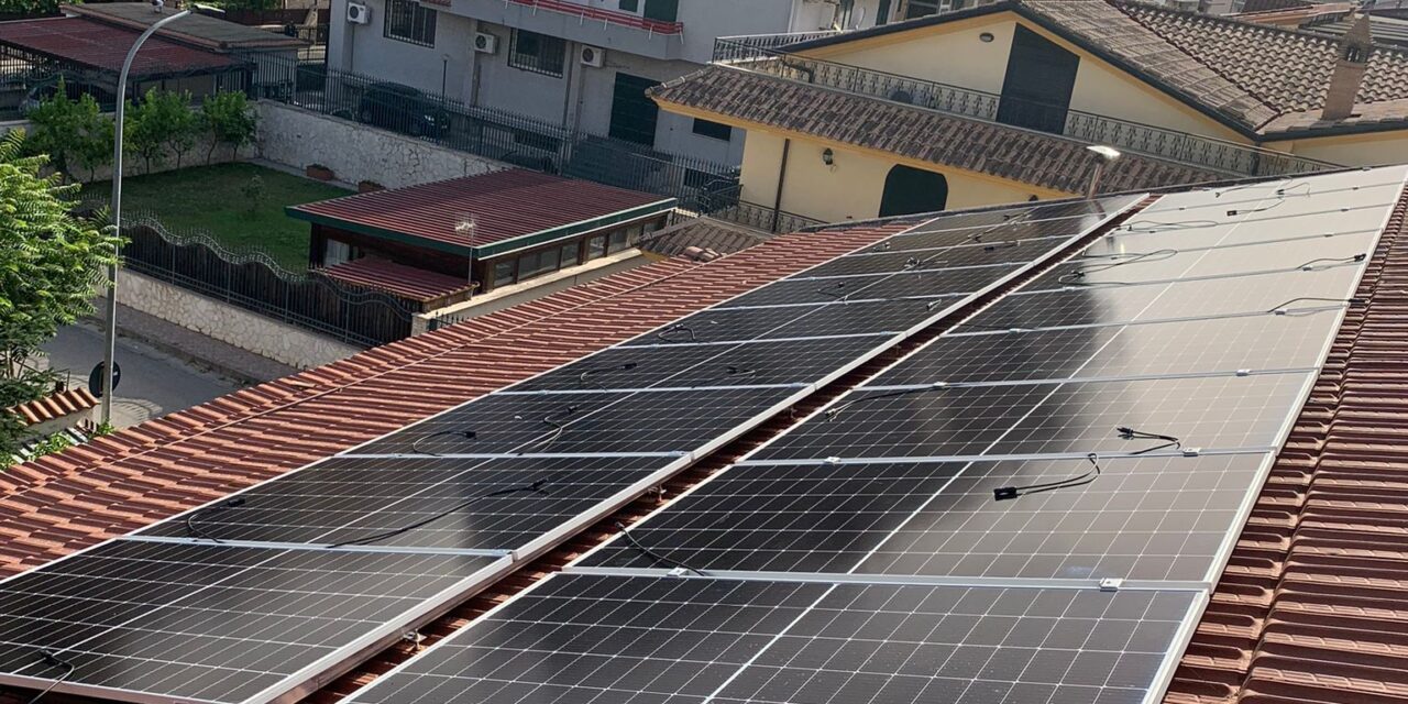 Fotovoltaico Gratuito per Famiglie a Basso Reddito. Reddito Energetico 2024 e 2025